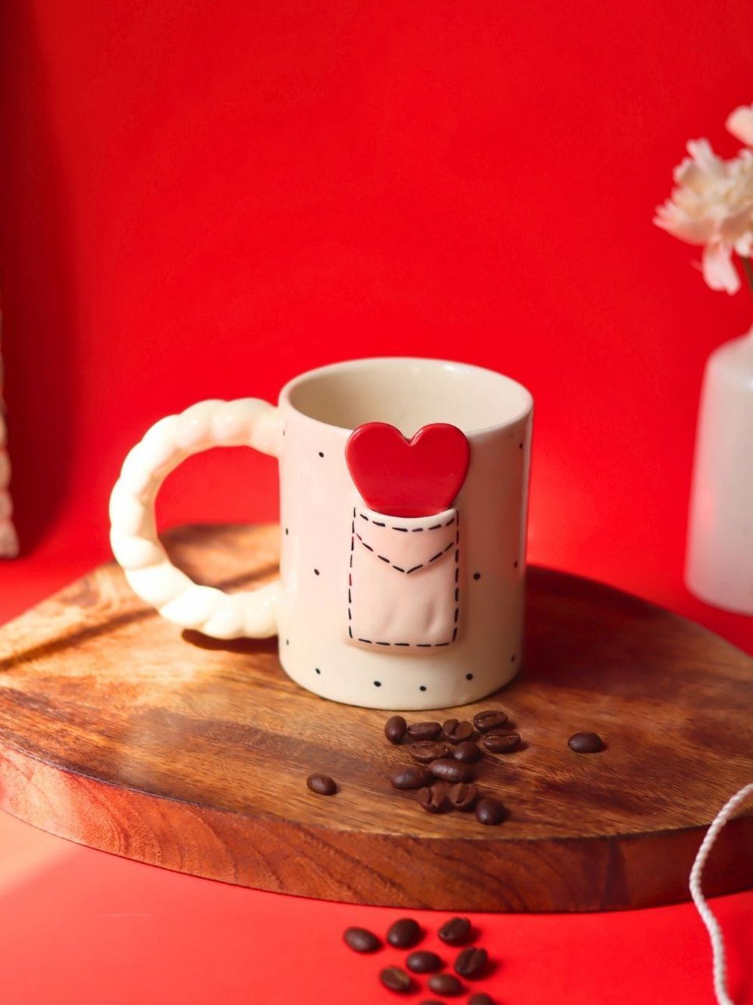 WEAVING HOMES Cute Heart Design Ceramic Tea & Coffee Mug with Pocket Detail  280 ml