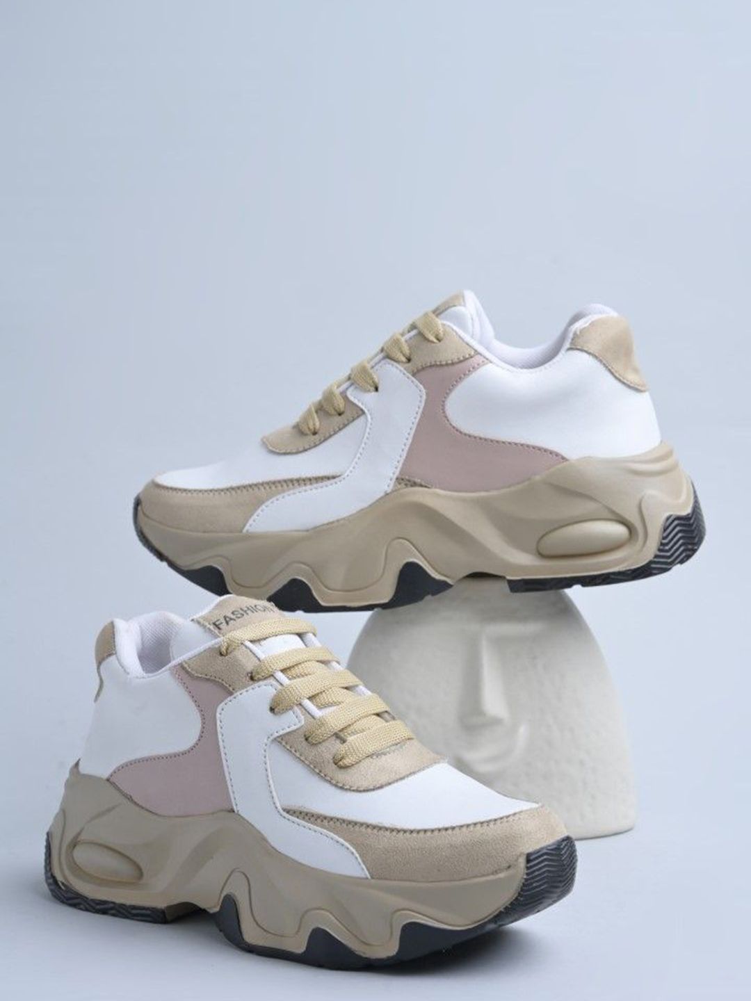 Froh Feet Women Lace-Ups Sneakers