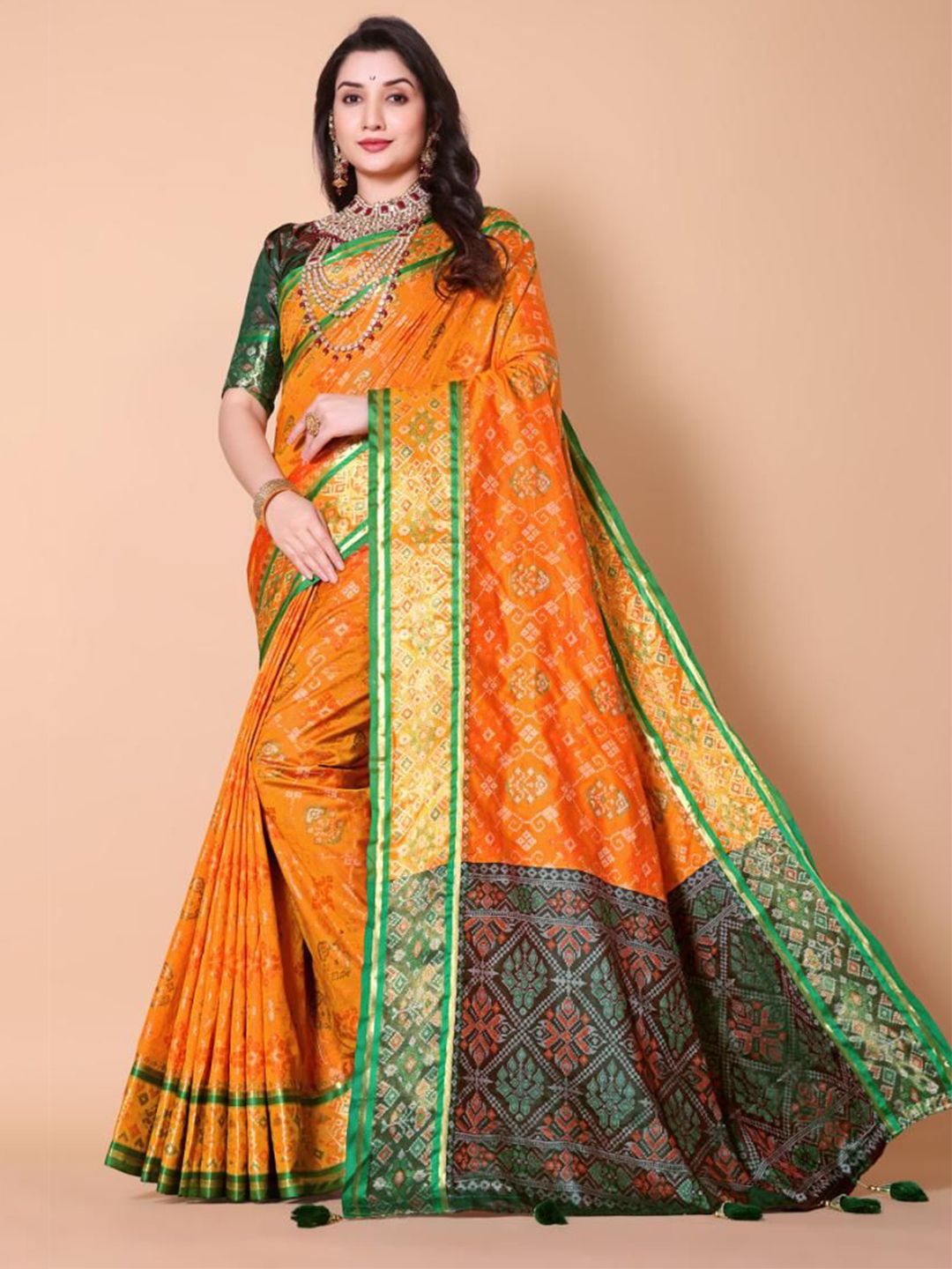 AKSH FASHION Bandhani Zari Patola Saree
