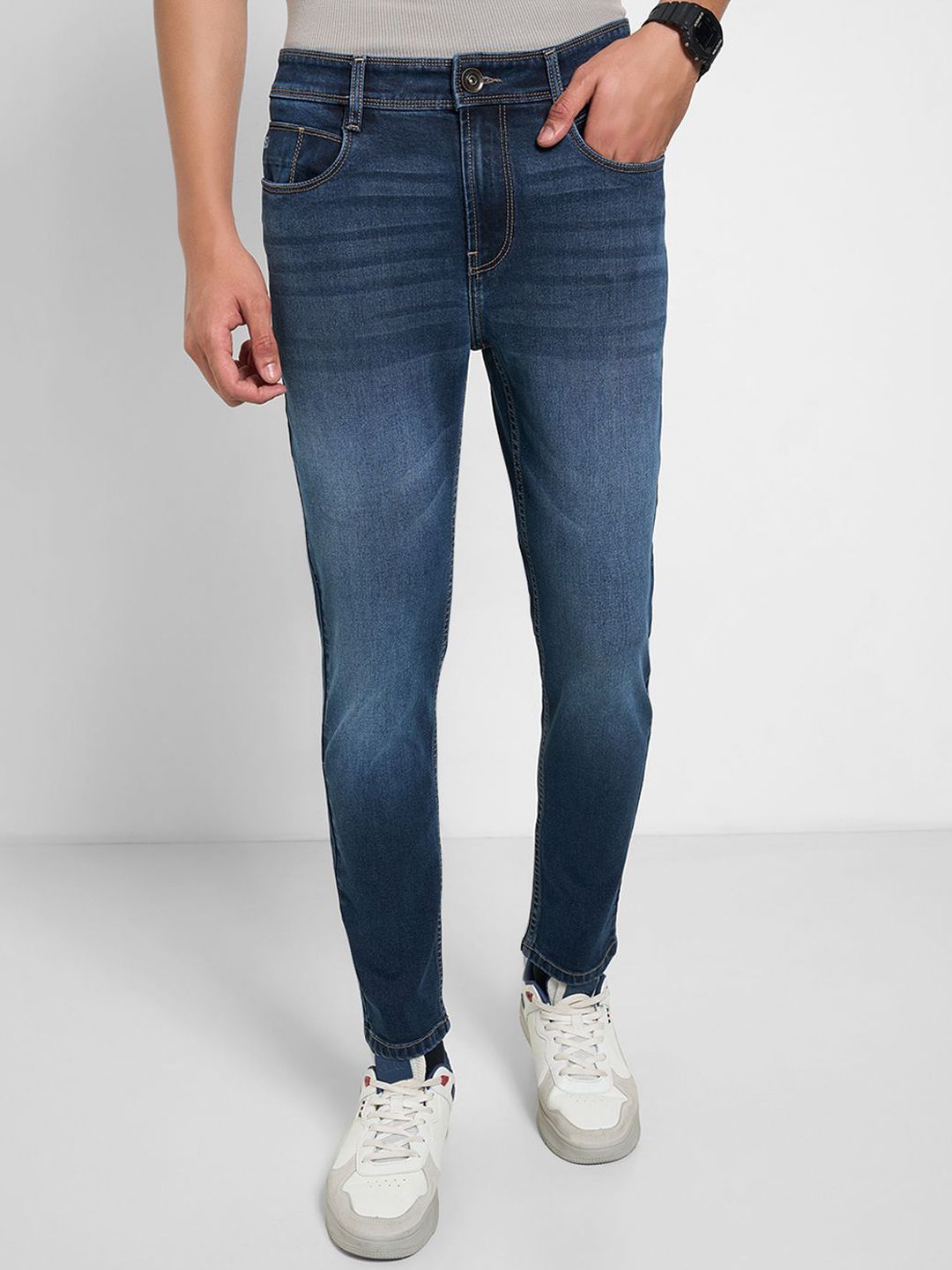 SF JEANS by Pantaloons Men Mid-Rise Slim Fit Clean Look Light Fade Jeans