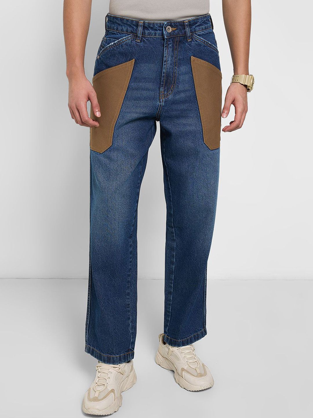 SF JEANS by Pantaloons Men Relaxed Fit Mid-Rise Light Fade Jeans