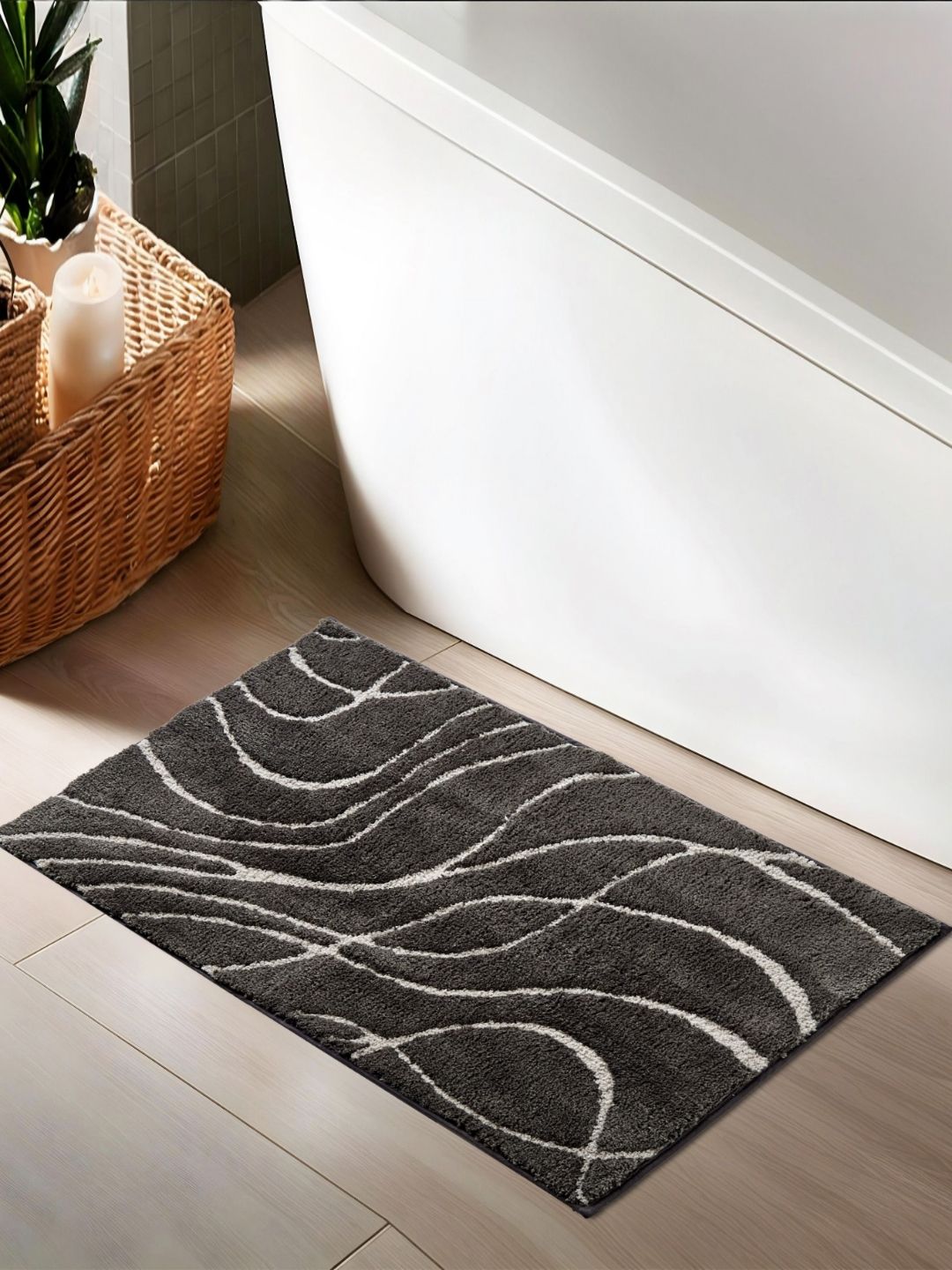 Home Centre Grey & White Textured 1400 GSM Anti-SkidBathRugs