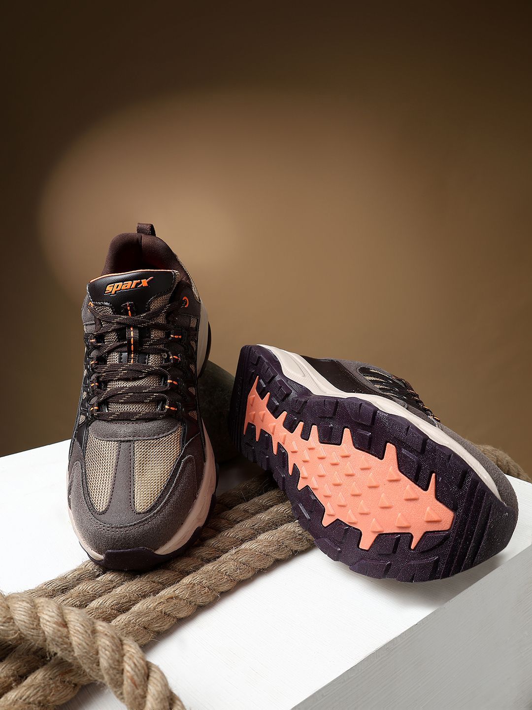 Sparx Men Trekking Lace-up Shoes