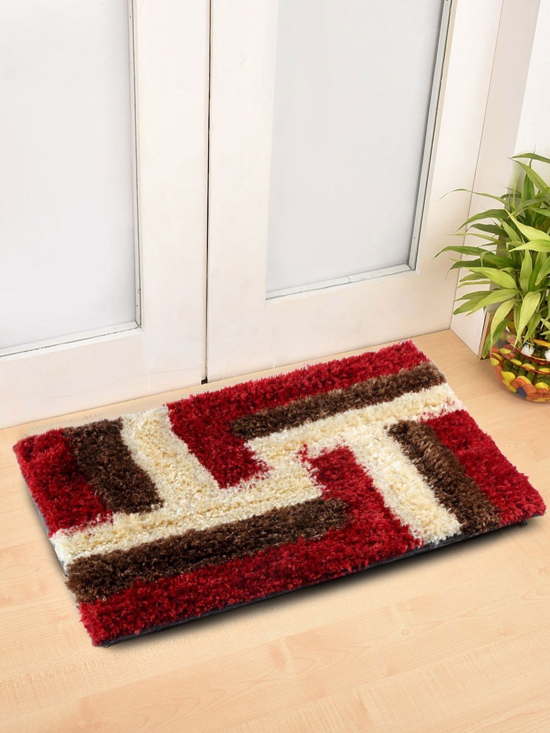 Myntra Elegant Homes Red & White Geometric Anti-Skid Doormats