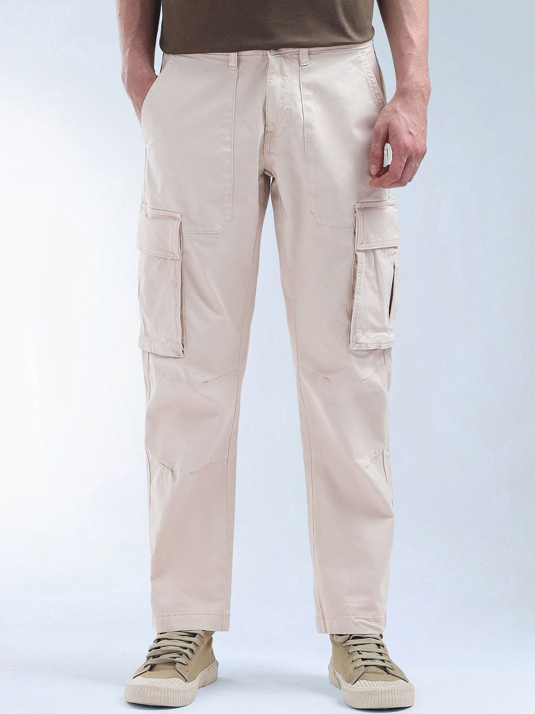 Flying Machine Men Relaxed Cargos Trousers deal from myntra Flying Machine Men Relaxed Cargos Trousers deal from myntra