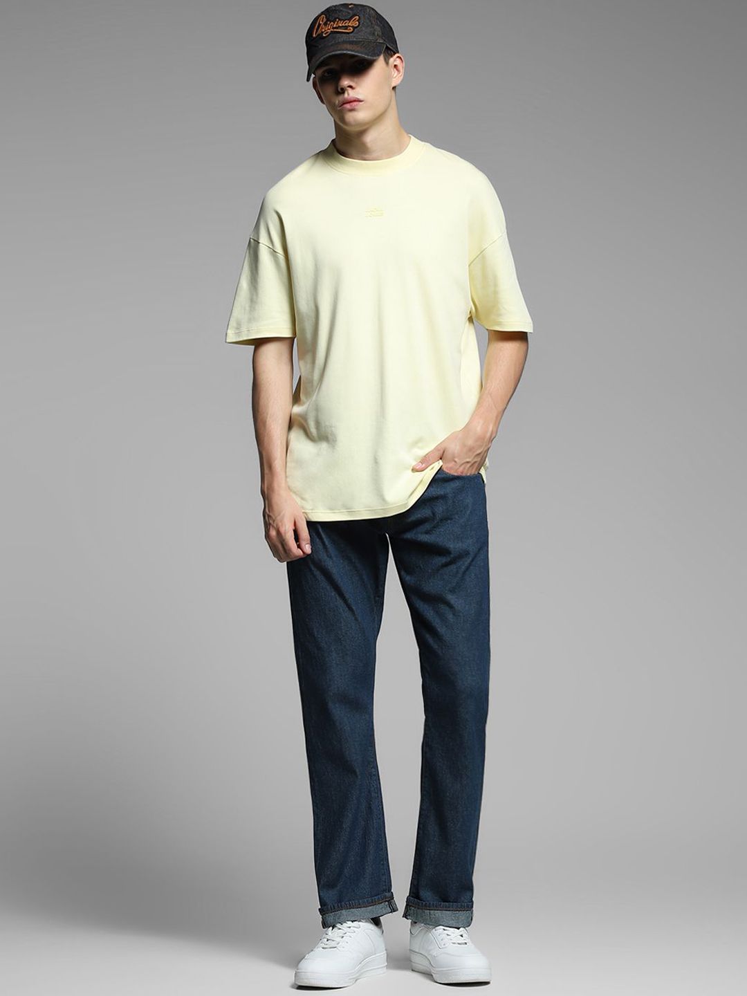Pure Cotton Regular Fit Low-Rise Stretchable Jeans