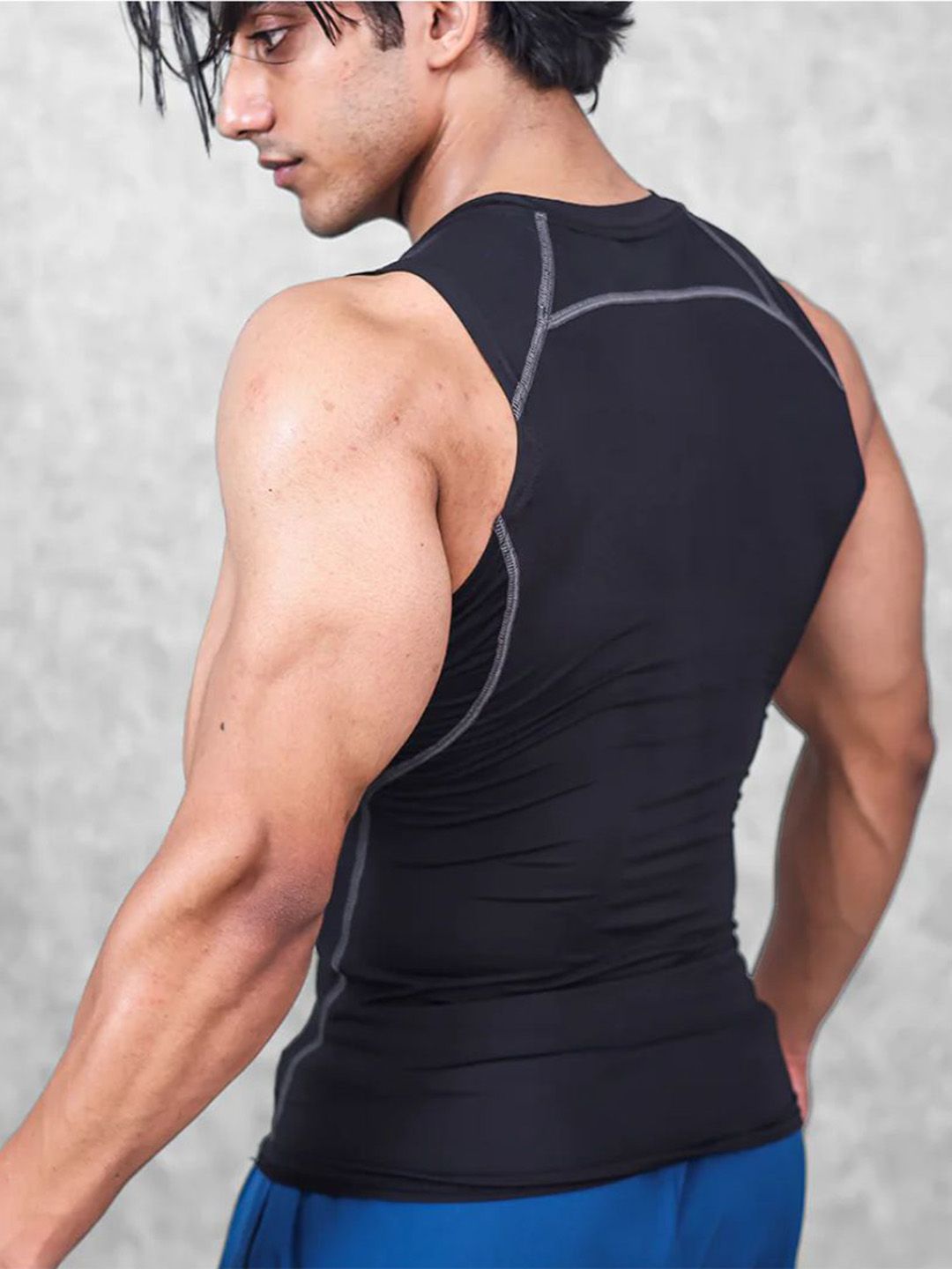 Buy New Theory Critical Compression Tank Top- Black NTC01CCTT01