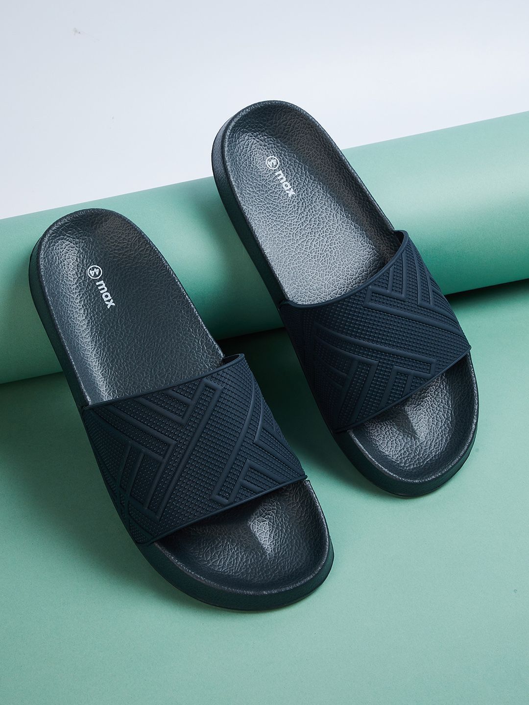 max Men Sliders