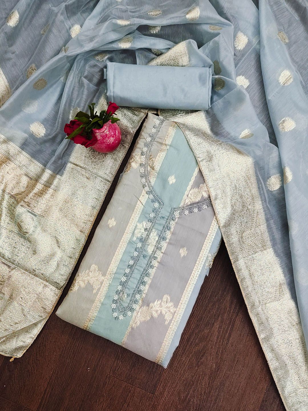 HERE&NOW Floral Banarasi Jacquard Woven Design Unstitched Dress Material