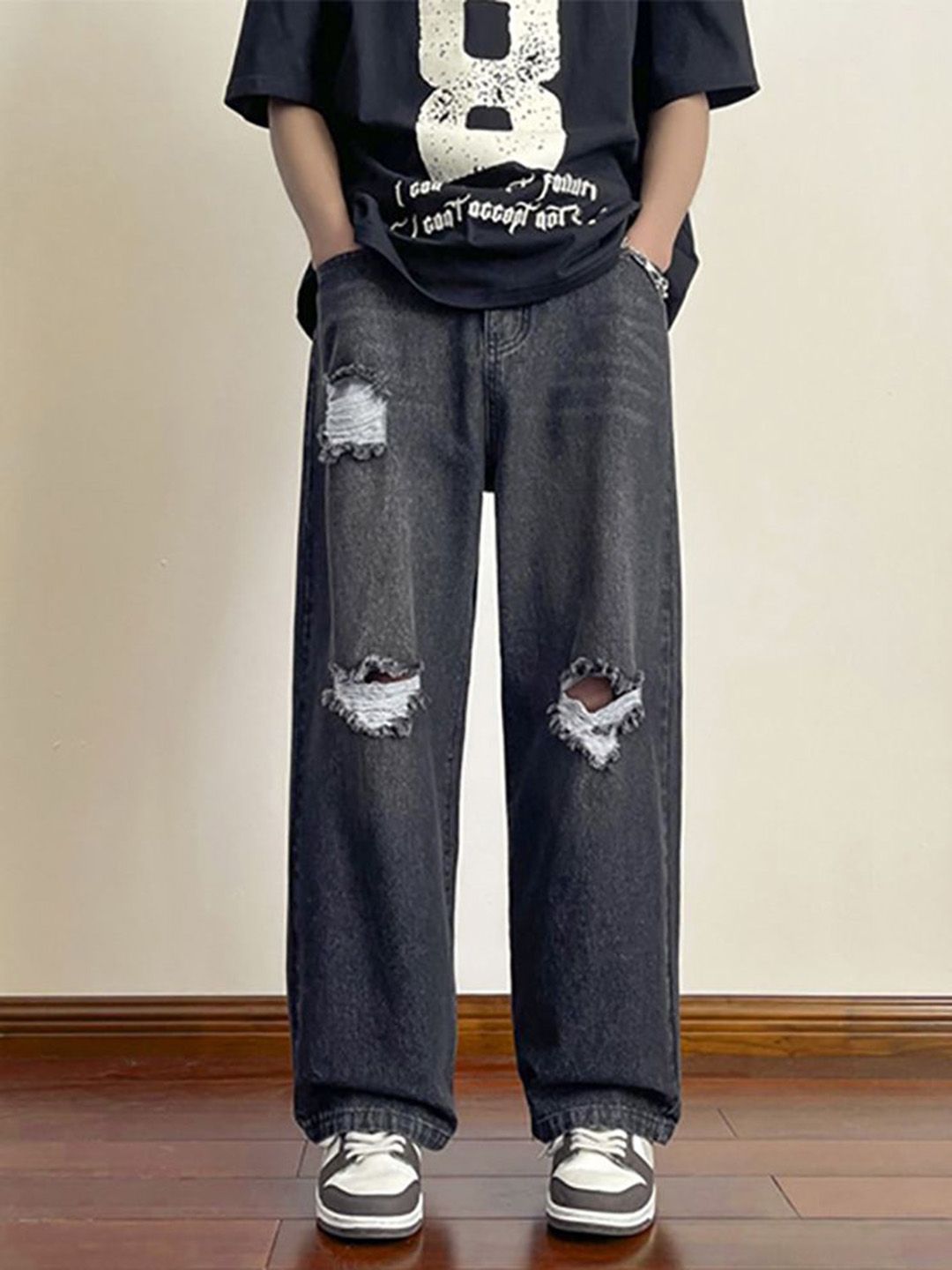 StyleCast x Revolte Men Wide Leg Slash Knee Light Fade Mid-Rise Jeans