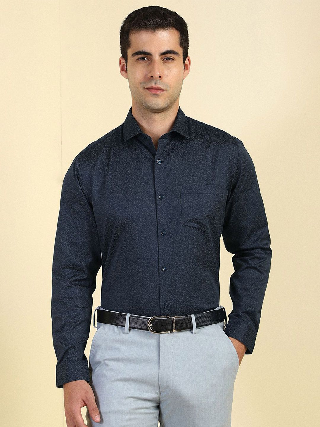 Allen Solly Men Slim Fit Printed Formal Shirt