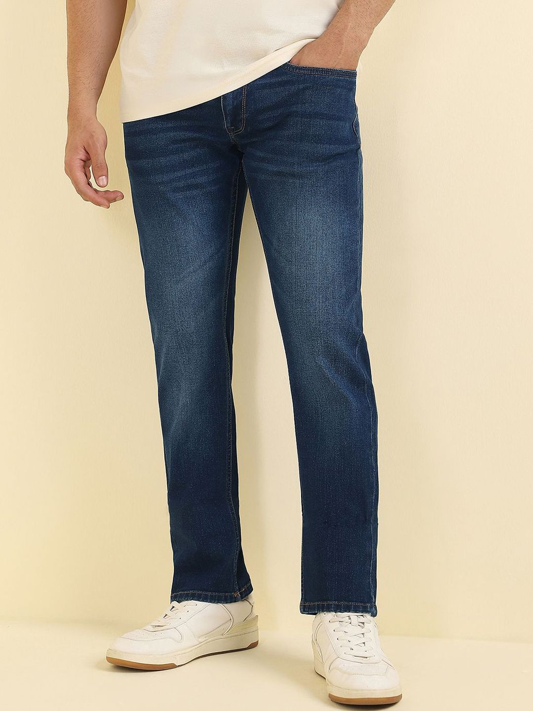 Allen Solly Men Regular Fit Mid-Rise Low Distress Light Fade Non Stretchable Jeans