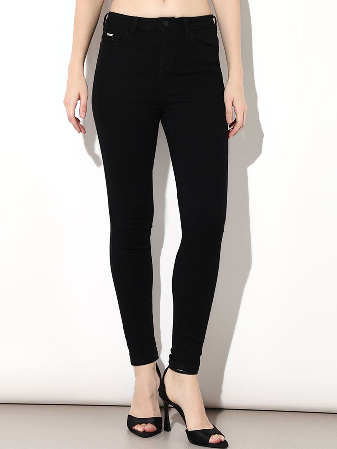 ONLY Women Skinny Fit Mid-Rise Light Fade Stretchable Jeans