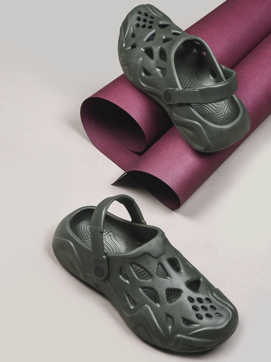COGS Men Rubber Clogs