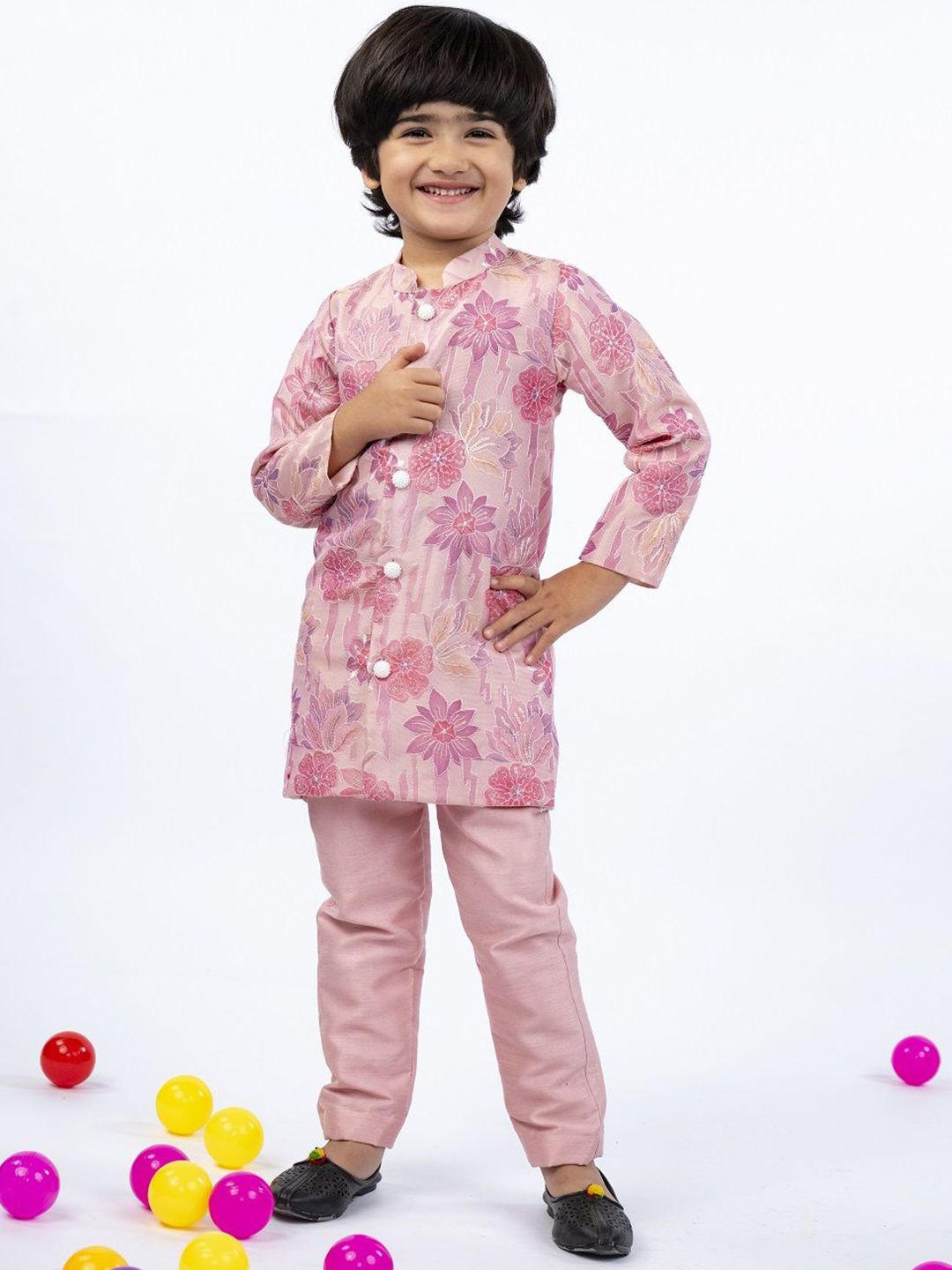 Jilmil Boys Embroidered Kurta with Pyjamas