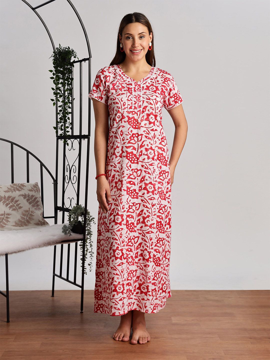9shines Label Women Printed Pure Cotton Maxi Nightdress