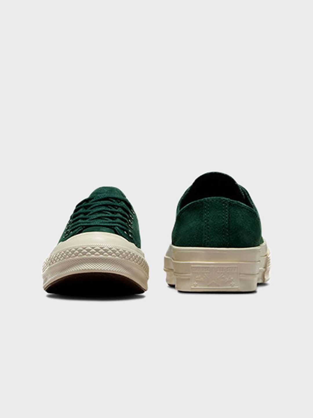 Buy Converse Unisex Chuck 70 Leather Low Top Sneakers - Casual