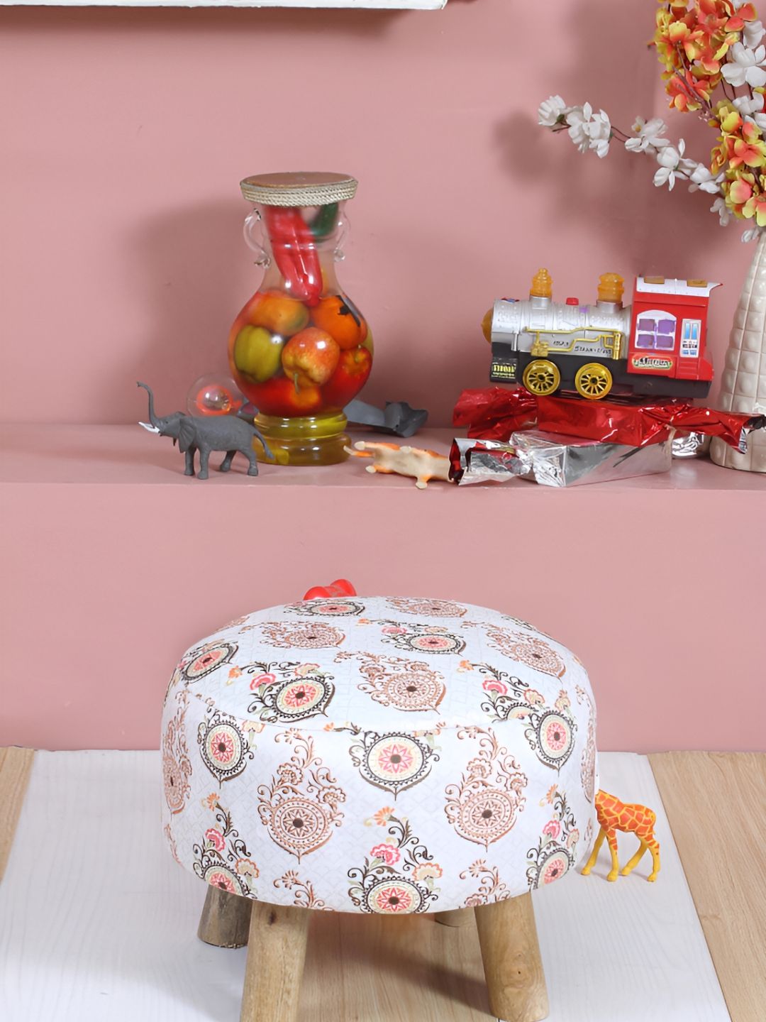 Shadowkart White Pouffe Small Ottomans