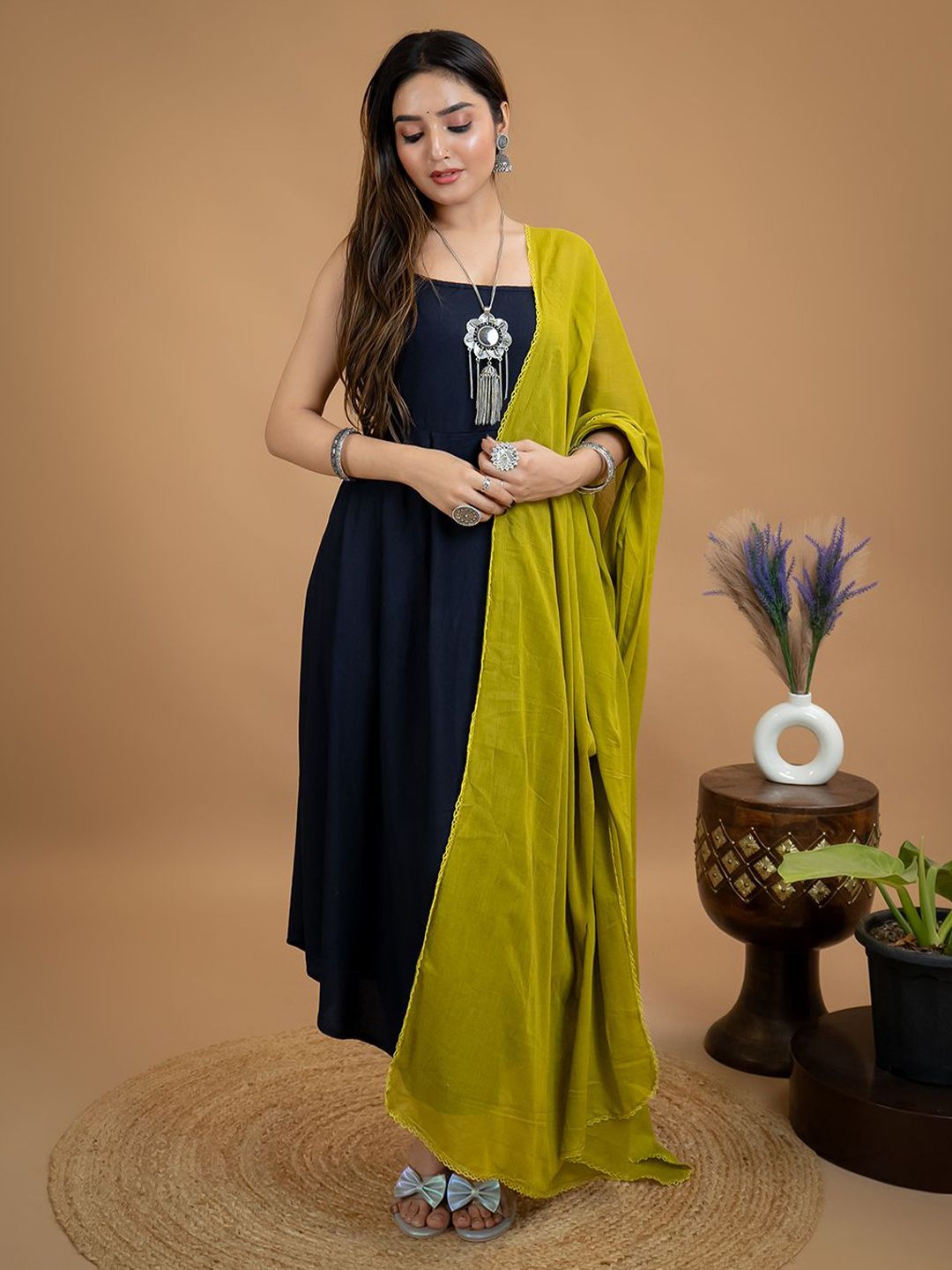 HELLA FASHIONS Cotton Dupatta With Taping Border