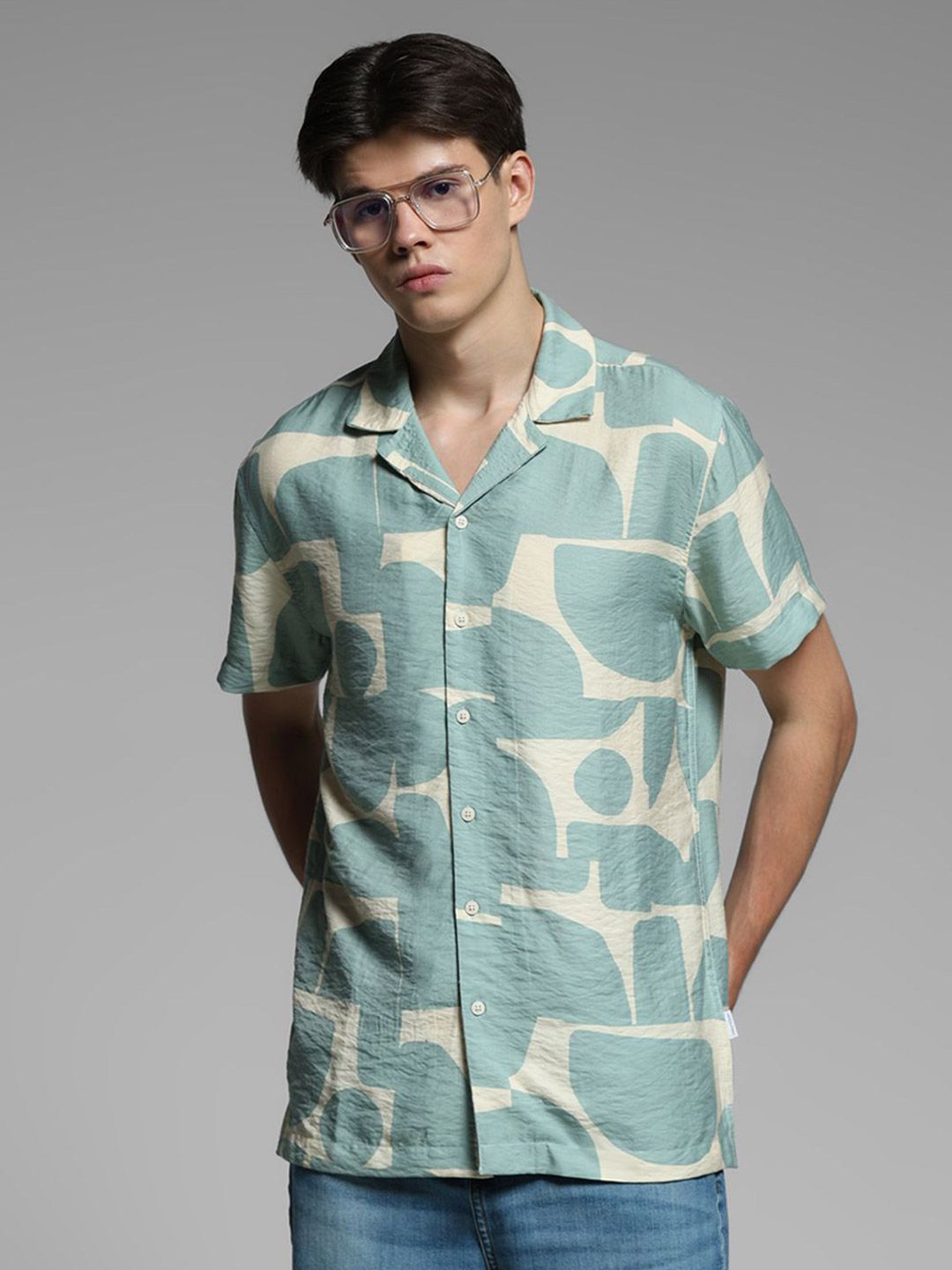 Relaxed Fit Shirt Jack & Jones Abstract Printed Cuban Collar Relaxed Fit Shirt