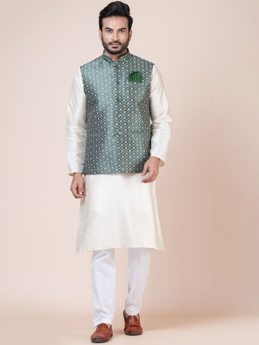 Nawaz's Kurta Mandarin Collar Nehru Jacket