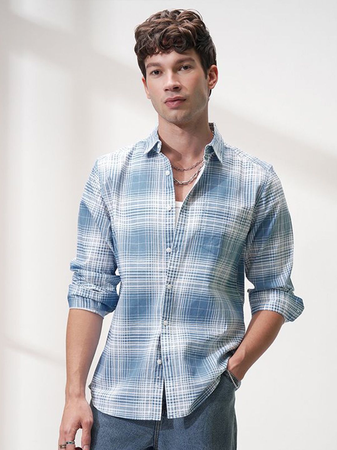 HIGHLANDER Men Comfort Opaque Checked Casual Regular Fit Shirt