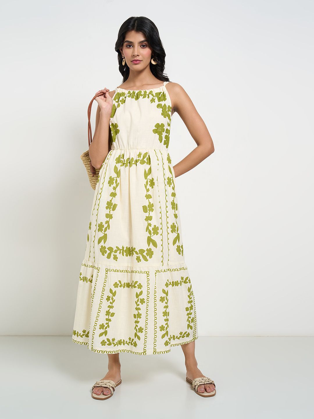 AKKRITI BY PANTALOONS Floral Print Halter Neck Maxi Dress