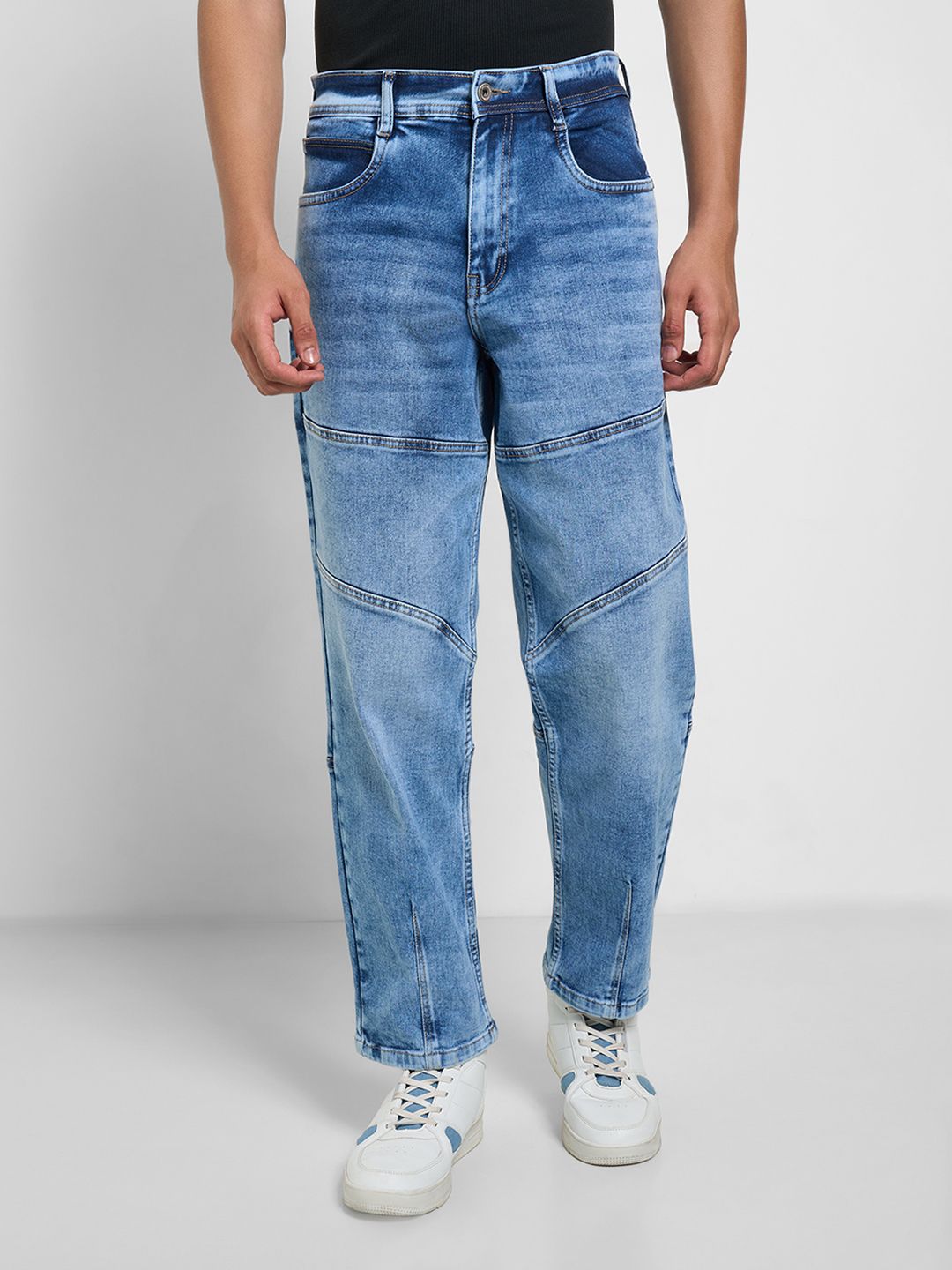 SF JEANS by Pantaloons Men Relaxed Fit Mid Rise Heavy Fade Jeans