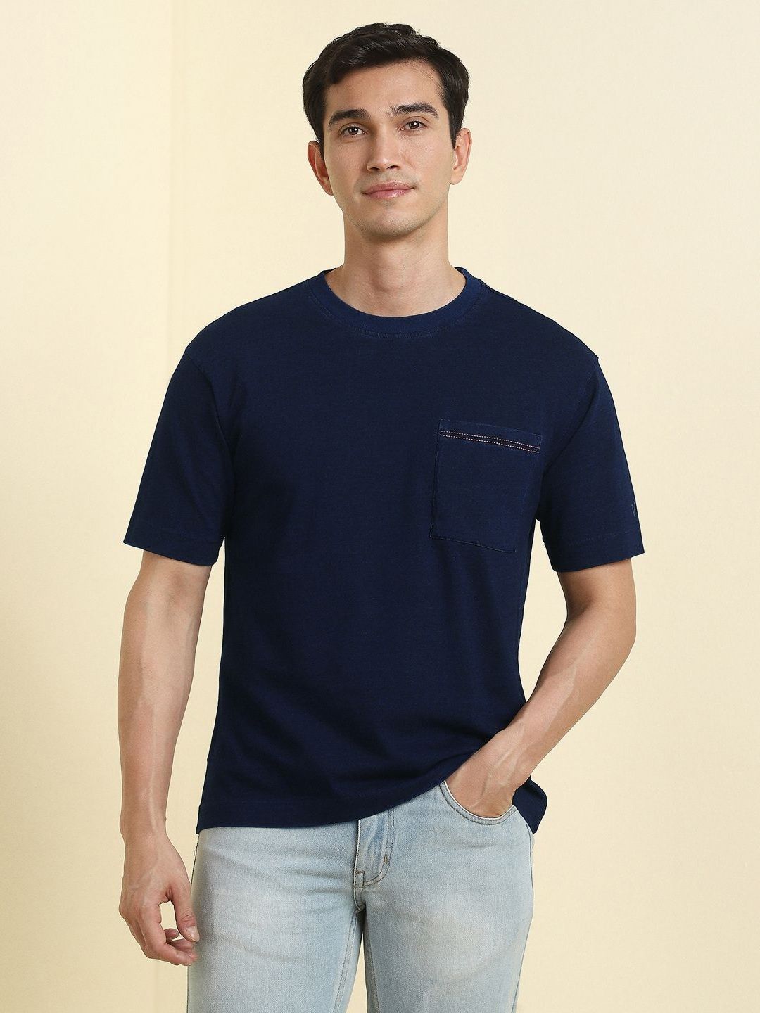 Allen Solly Men Printed Extended Sleeves Pockets T-shirt