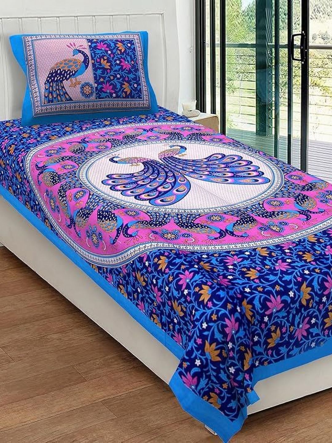 METRO LIVING METRO LIVING Blue Animal Cotton 104 TC Single Bedsheet with a Pillow Cover-87 x 59 inches