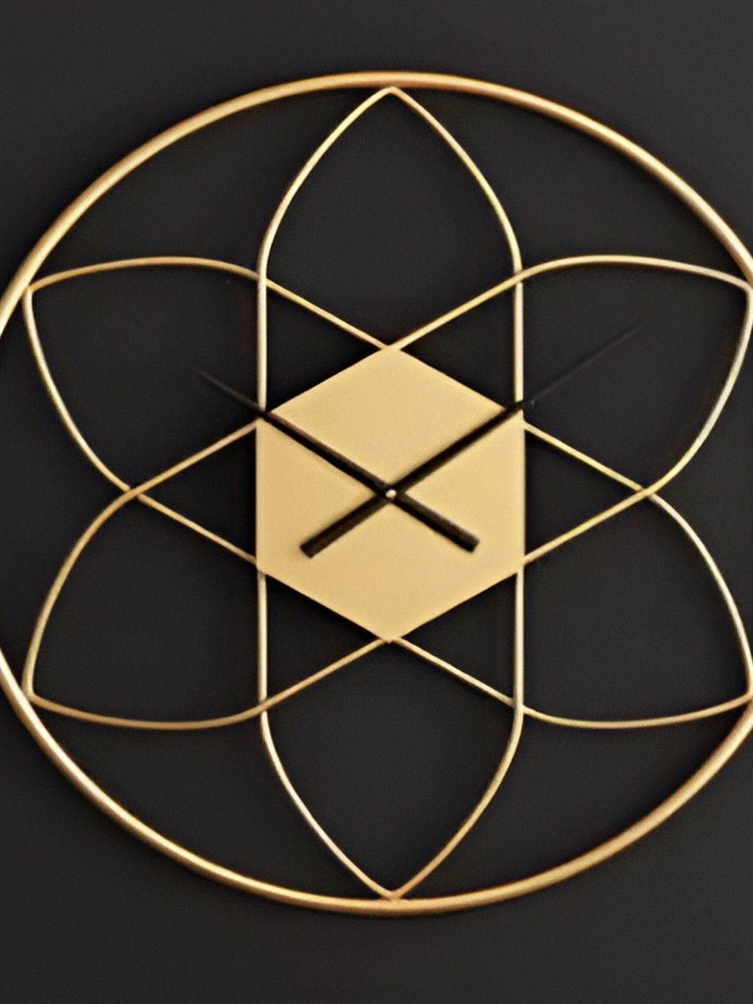 Nutts Gold-Toned & Black Metal Contemporary Round Shaped Wall Clock