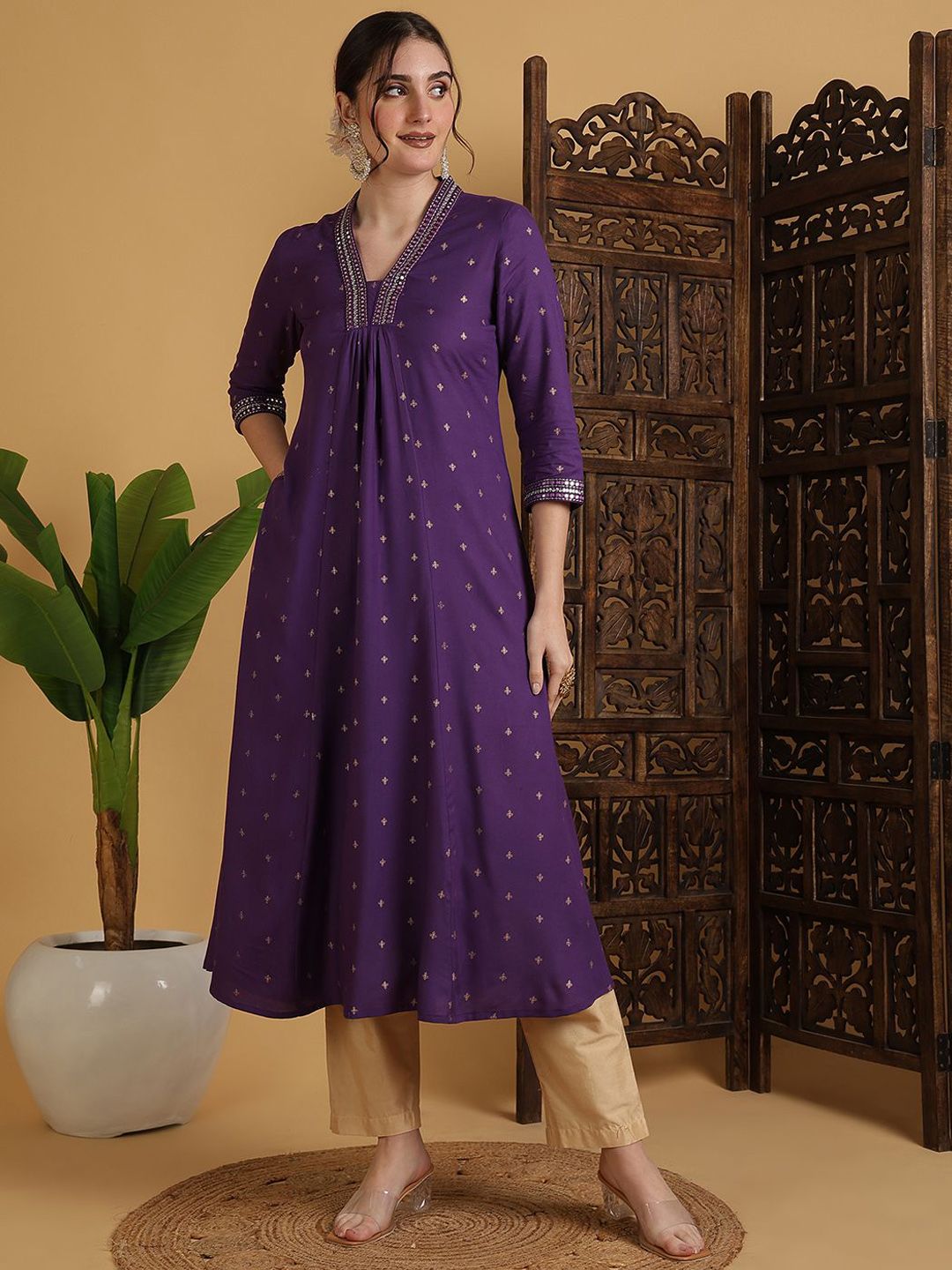 Sangria Sangria Embroidered Anarkali Kurta