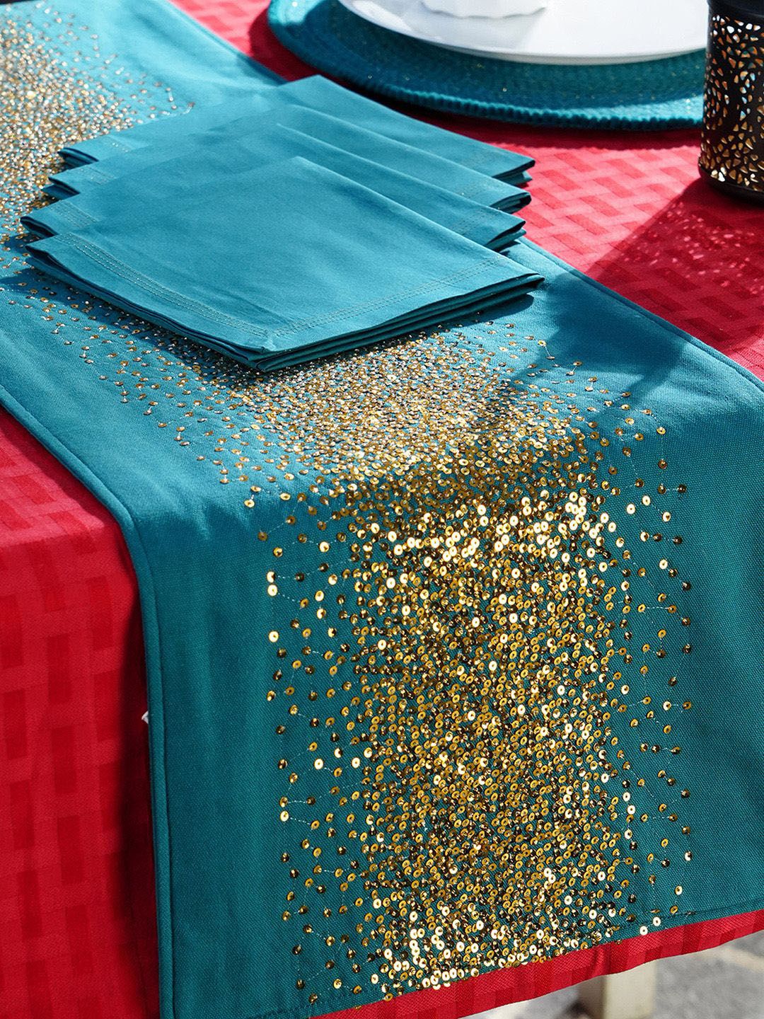 MASPAR Teal & Gold Toned Embroidered Cotton 4 Seater Table Runner With Napkins