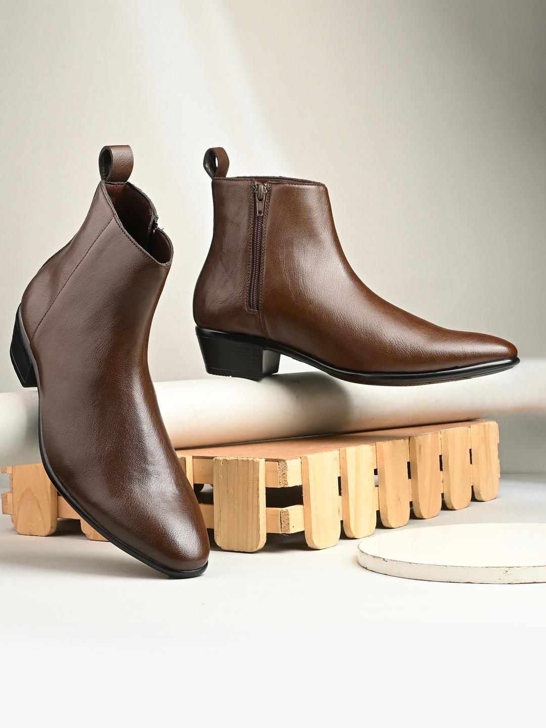 Roadster Roadster Men Brown Chelsea Boots