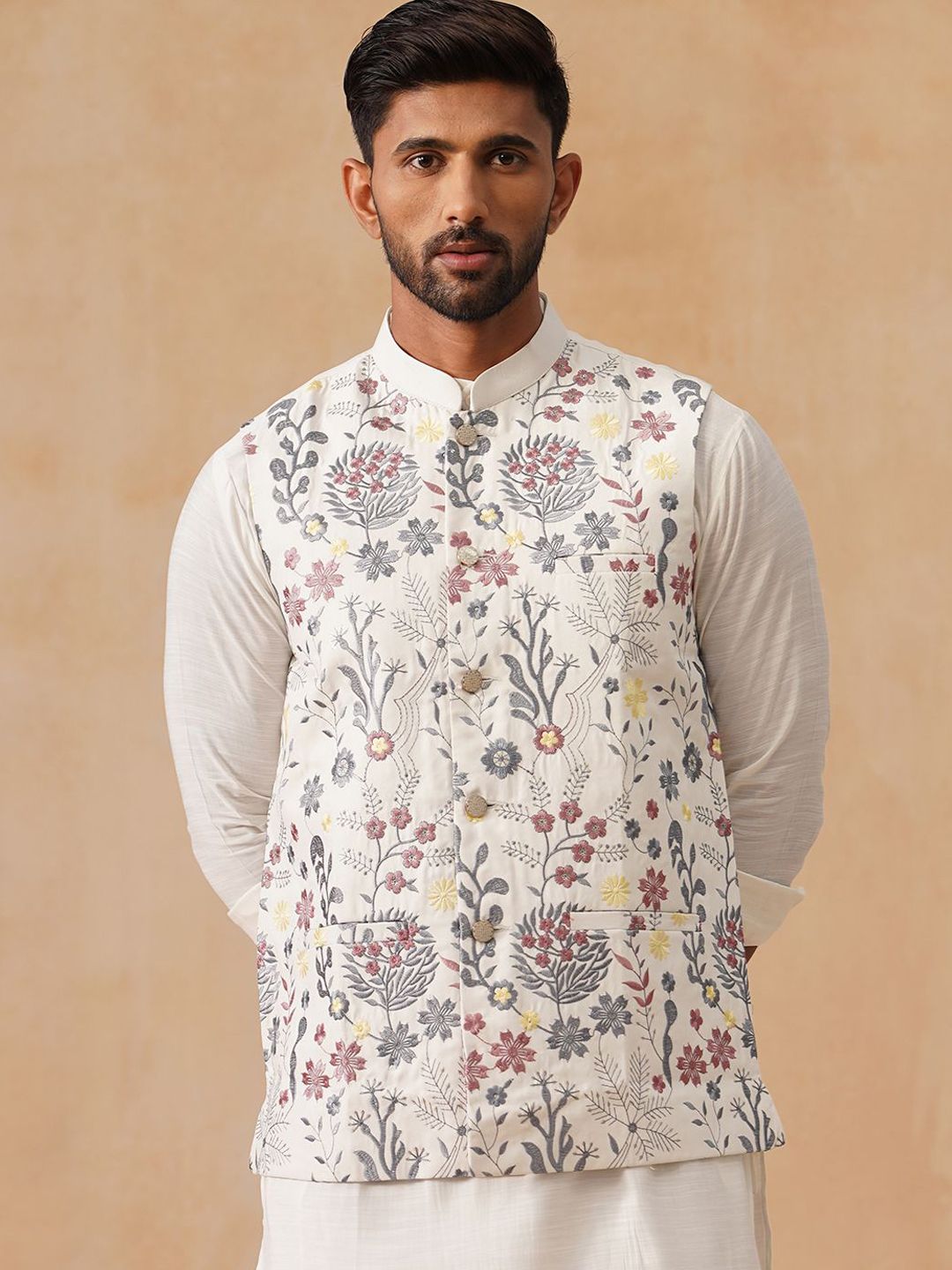Jompers Men Embroidered Sleeveless Nehru Jacket