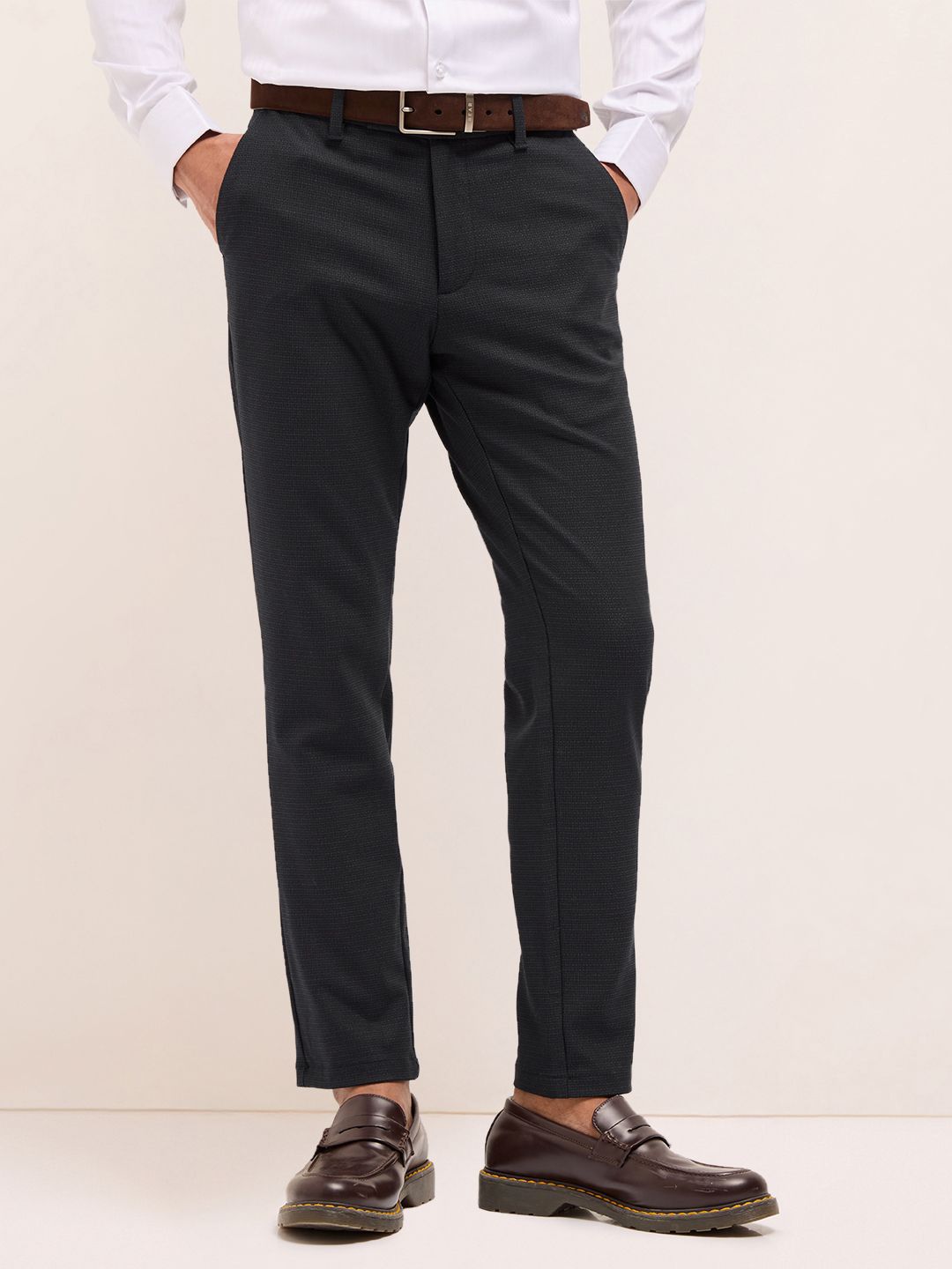 THE BEAR HOUSE Men Textured Slim Fit Mid-Rise Formal Trousers
