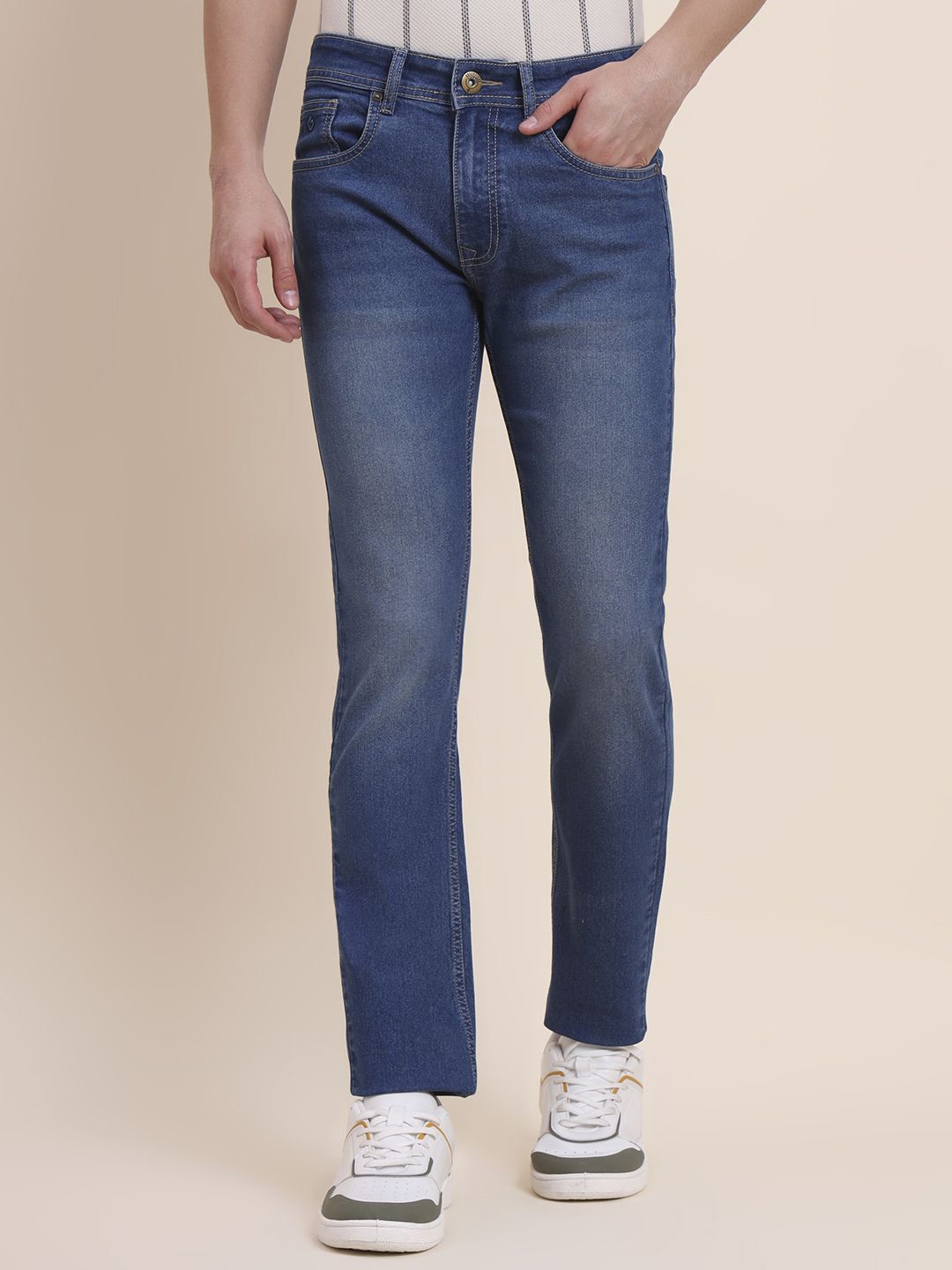 Greenfibre Men Slim Fit Mid-Rise Light Fade Jeans