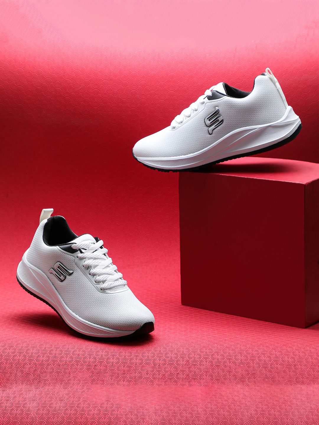 TPENT Men Mesh Walking Non-Marking Shoes
