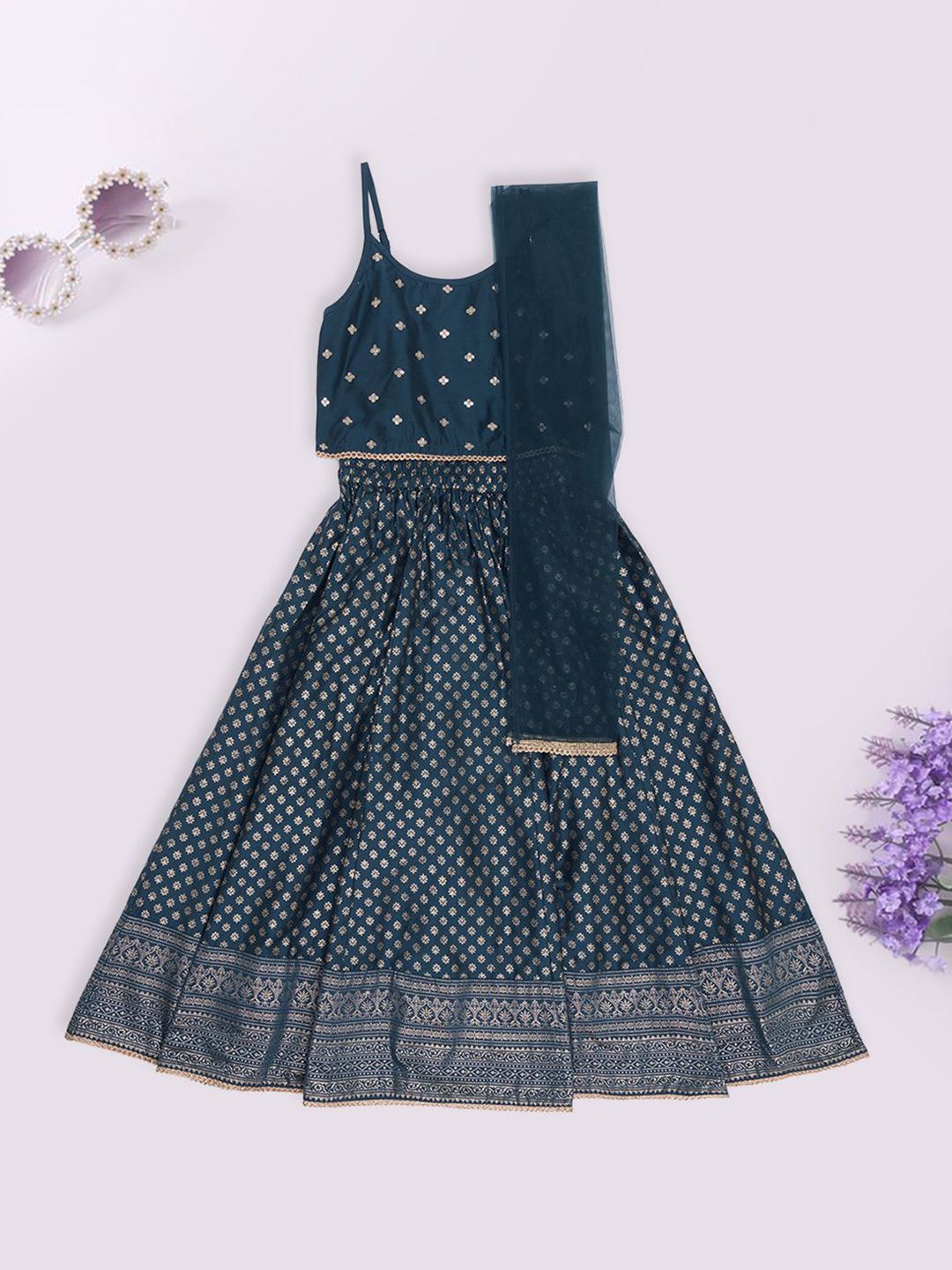 AKKRITI BY PANTALOONS Girls Embellished Ready to Wear Lehenga & Blouse With Dupatta