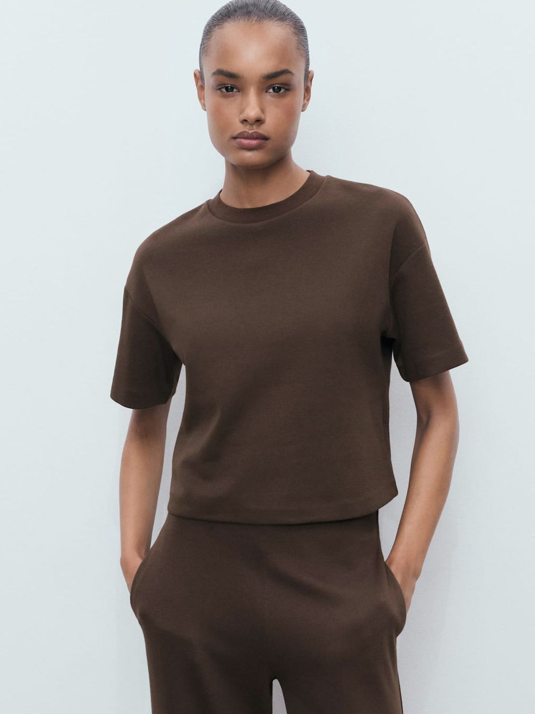 Drop-Shoulder Sleeves Crop Relaxed Fit T-shirt