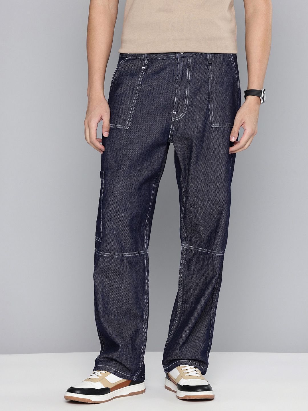 Levis Men 568 Loose Straight Fit Mid-Rise Light Fade Pure Cotton Jeans