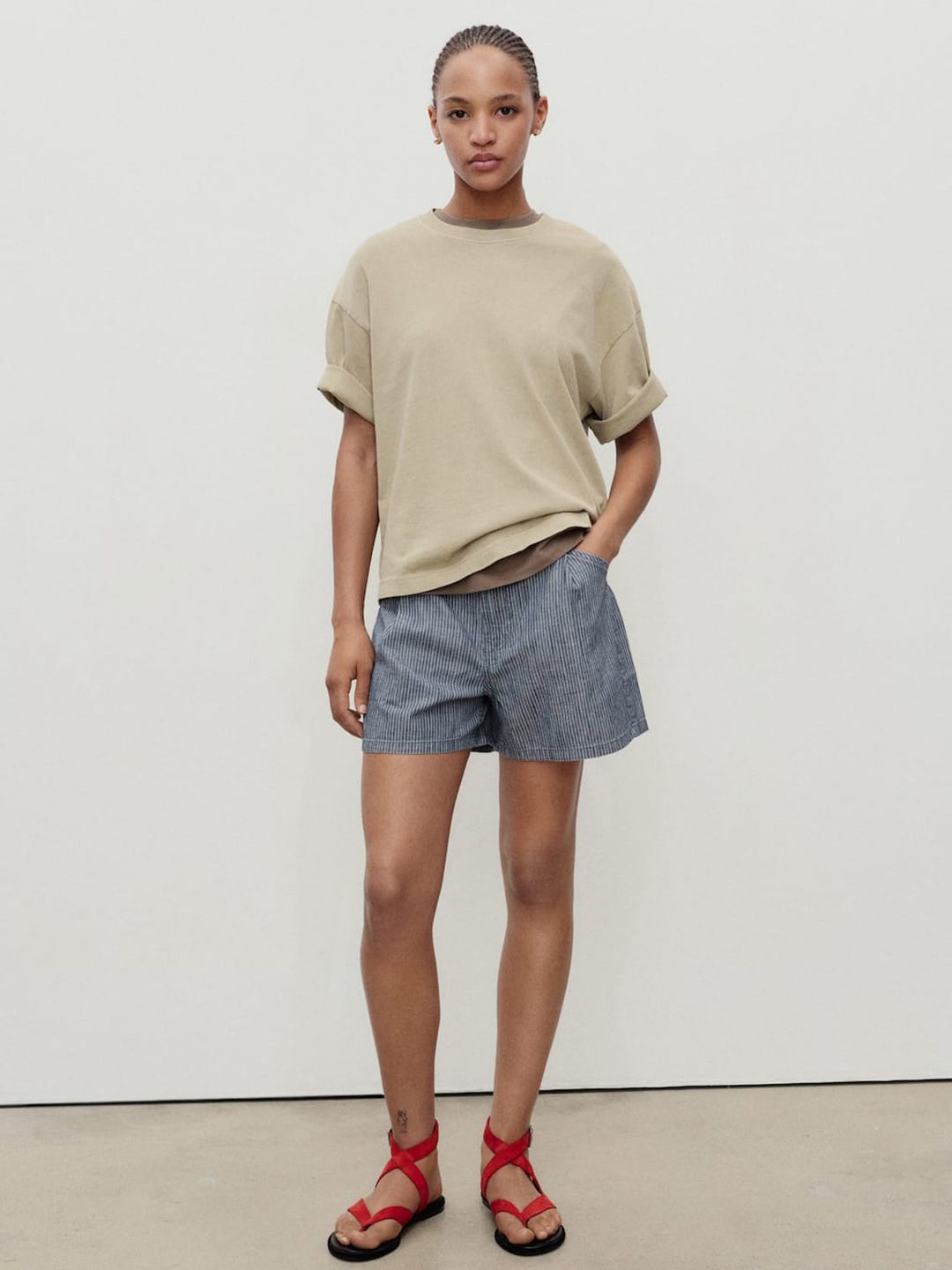 Vertically Striped Pure Cotton Mid-Rise Denim Shorts