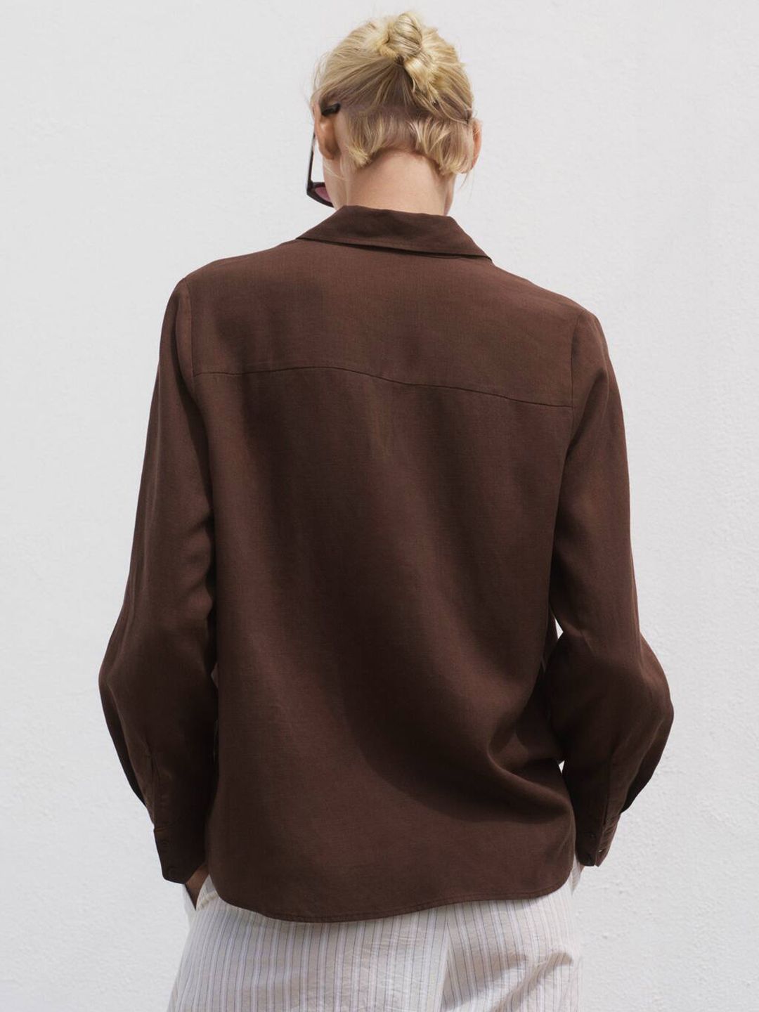 Spread Collar Relaxed Fit Casual Shirt
