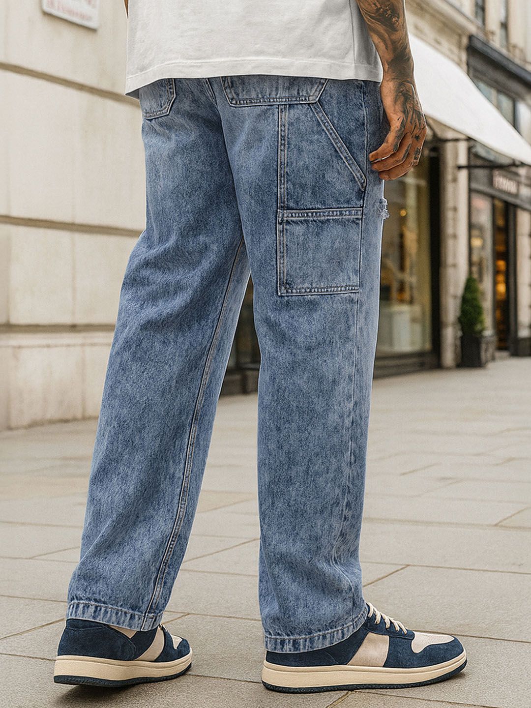 Bewakoof Men Blue Washed Straight Fit Pure Cotton Jeans