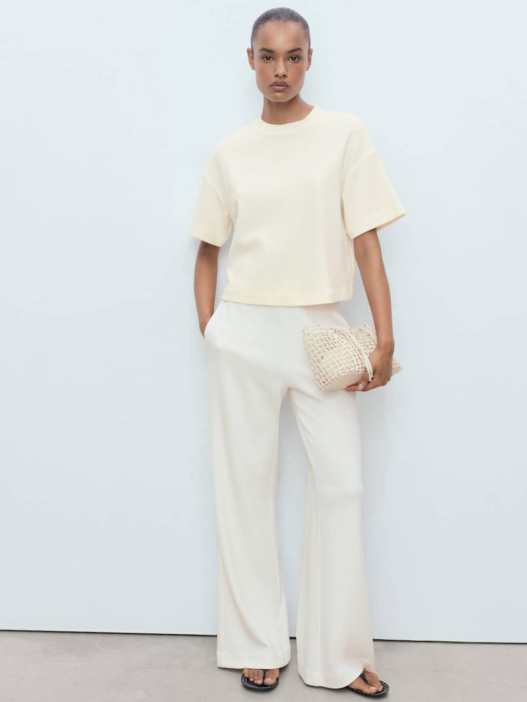 Drop-Shoulder Sleeves Crop Relaxed Fit T-shirt