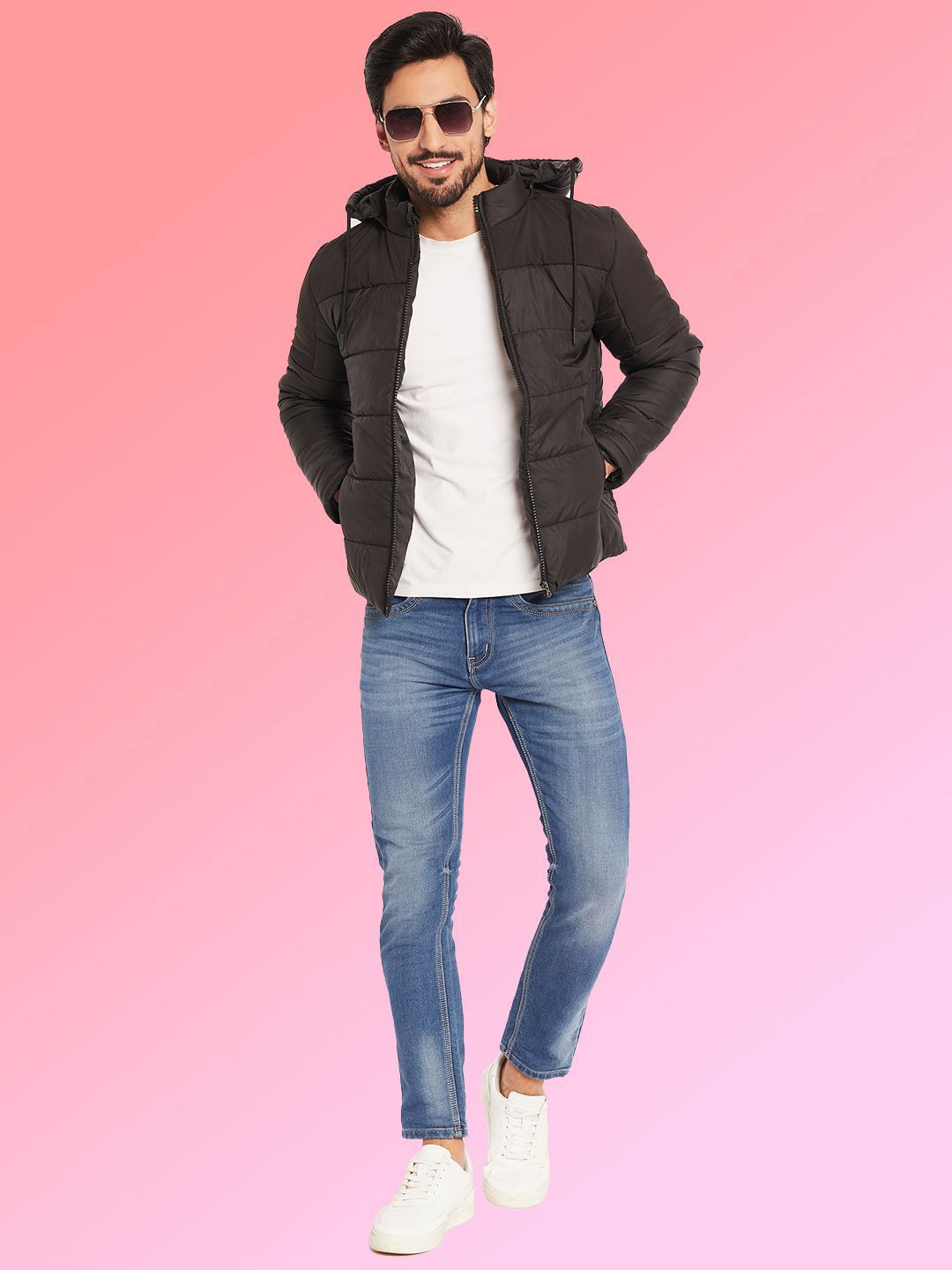 VERO AMORE Men Hooded Solid Lightweight Puffer Jacket
