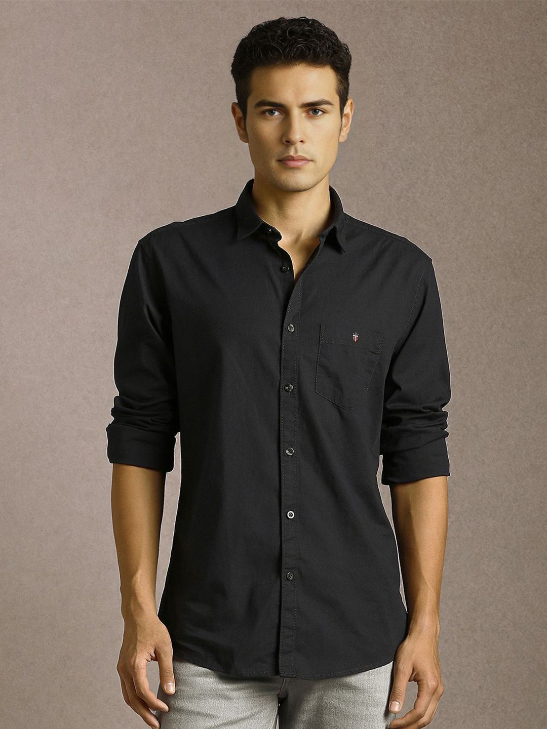 Louis Philippe Jeans Louis Philippe Jeans Men Slim Fit Solid Spread Collar Pure Cotton Casual Shirt