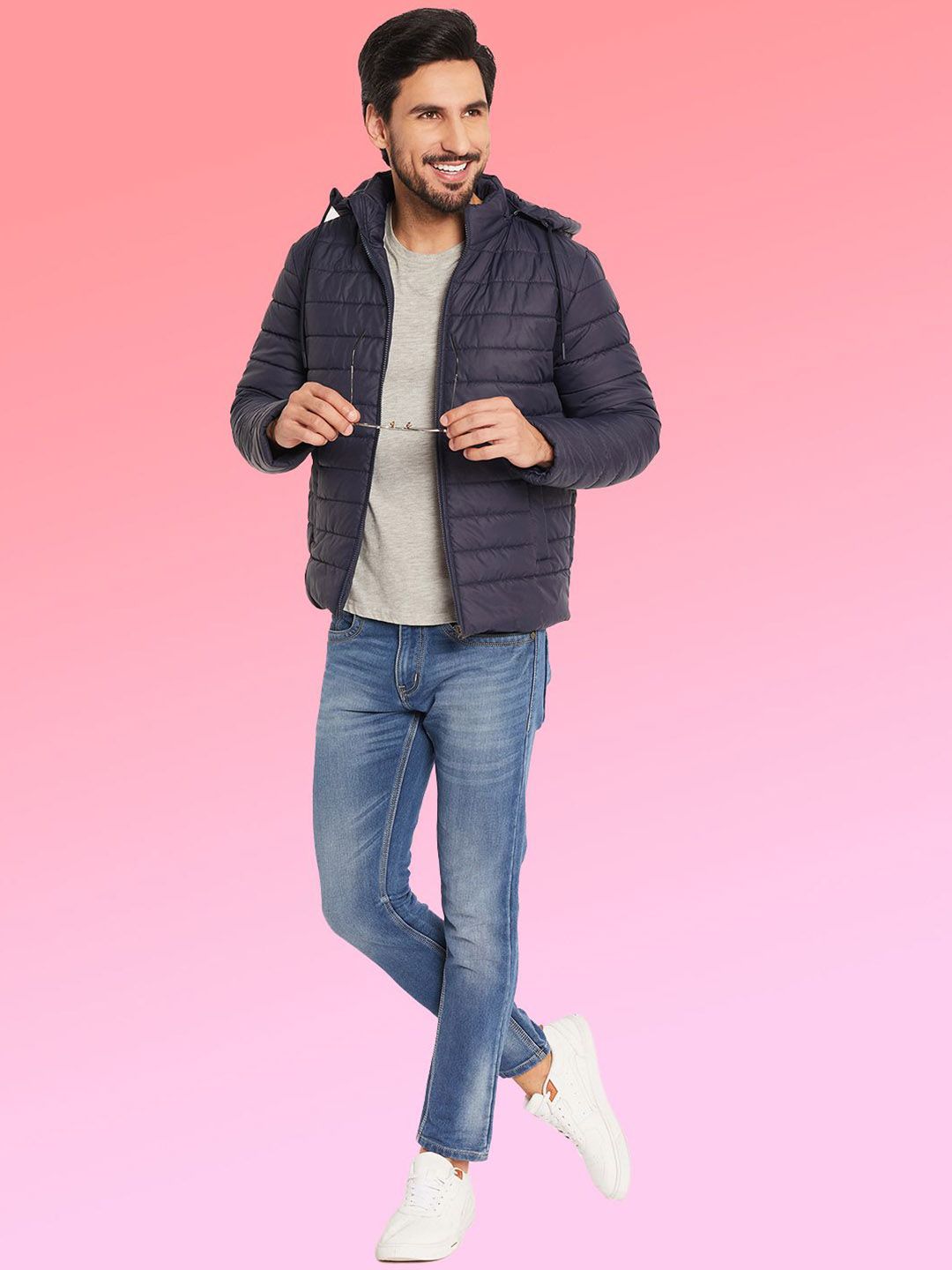 VERO AMORE Men Hooded Solid Lightweight Puffer Jacket