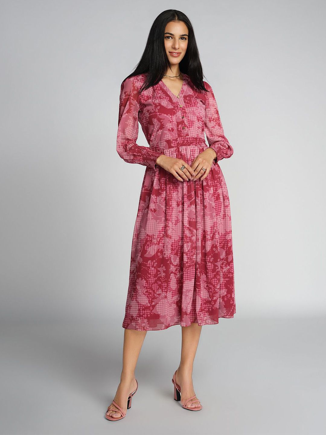 AND AND Women Floral Printed V Neck Fit & Flare Midi Dress