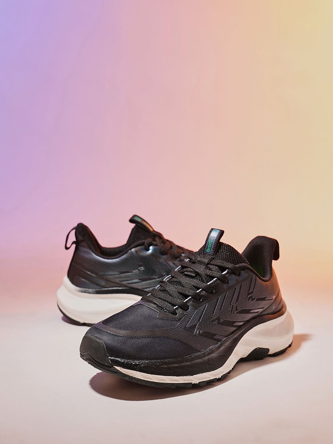 Action Men Textured Round Toe Lace Ups Running Lightweight Non-Marking Sports Shoes
